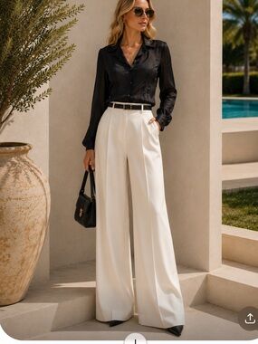 🔥STUNNING Cerrutti 100 %SILK black top/ blouse sz 2 made ITALY price firm!